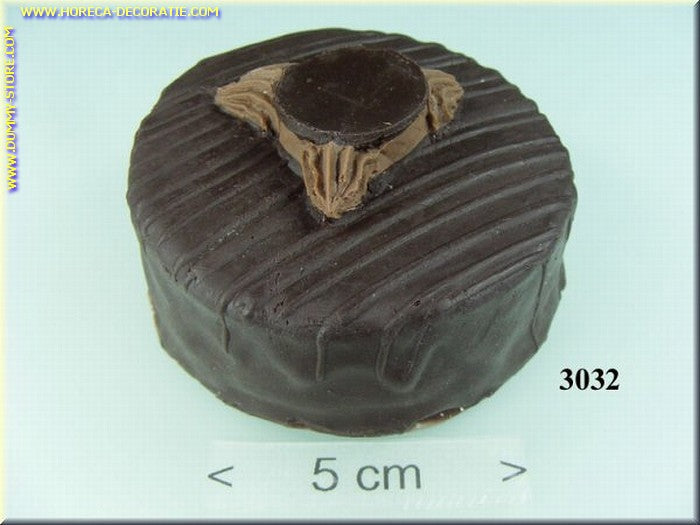 Chocolate cake round - dummy