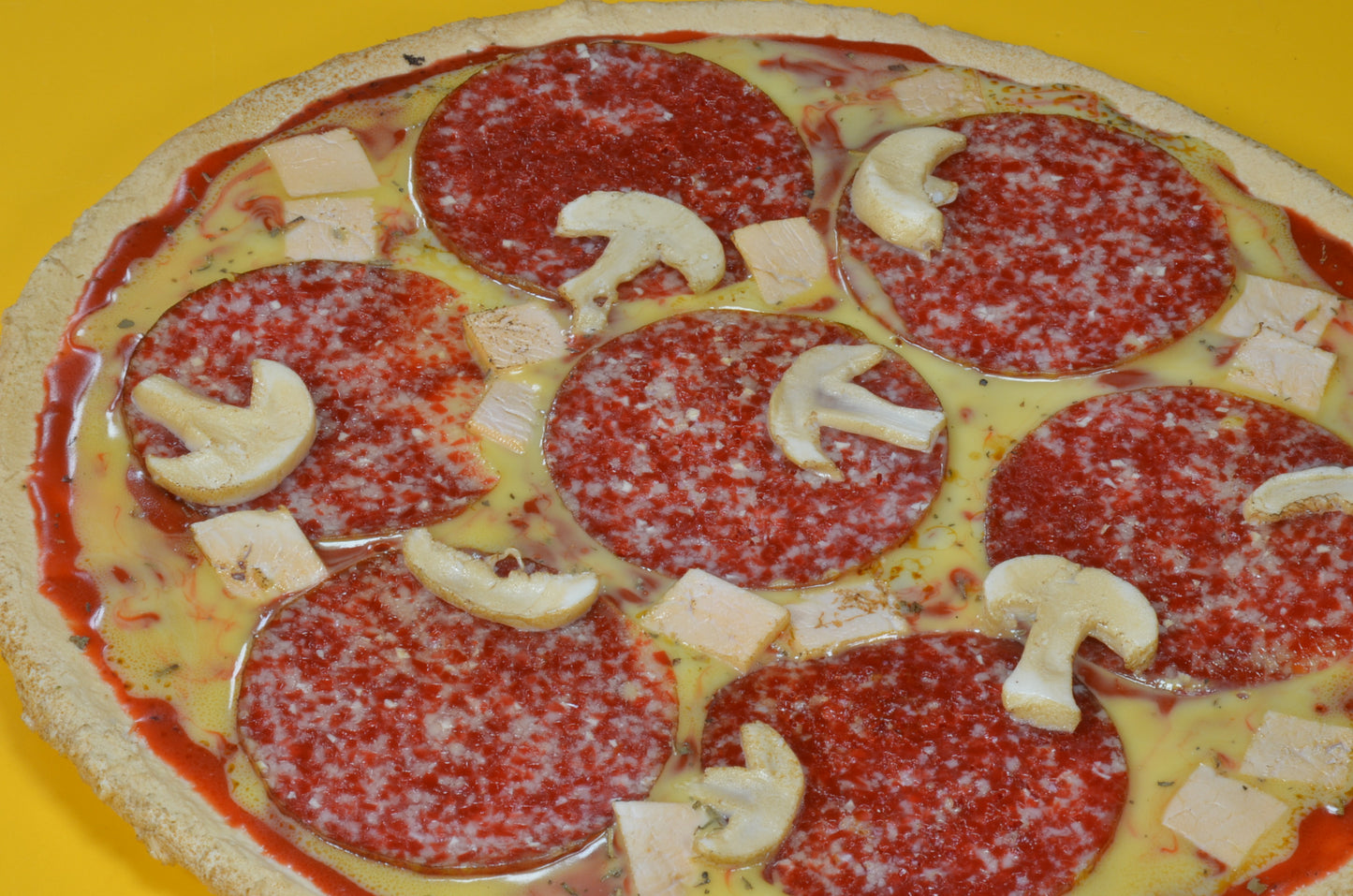 Pizza-Salami-Attrappe – Attrappe – 25 cm, handgefertigt