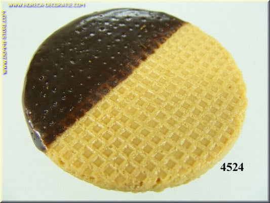 Eiskeks G Rund mit Schokolade