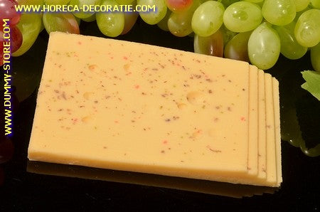 Kreuzkümmelkäse, 5 Scheiben 15x10 cm H: 1 cm - Attrappe - Fake - Imitation