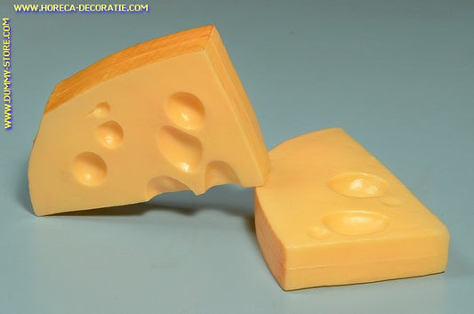 Käse, 2 Stück - 160 x 100 mm - Käseattrappe