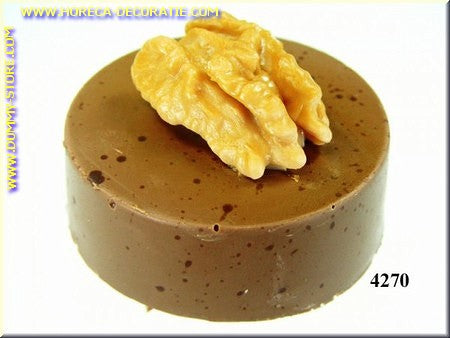 Pralinen mit Walnuss, 3 Stück